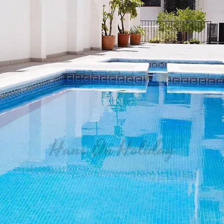Penthouse 5 Arcos, Frigiliana, 2 Bedroom, Pool, Large Roof Terrace, Bbq And Amazing Views Hansonholiday Apartment